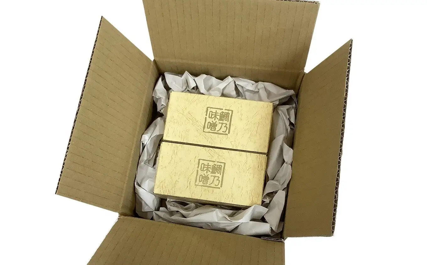鯛乃味噌 150g×4瓶（合計 600g） 化粧箱入り 新潟県産大豆・コシヒカリ使用 米みそ[Y0634]