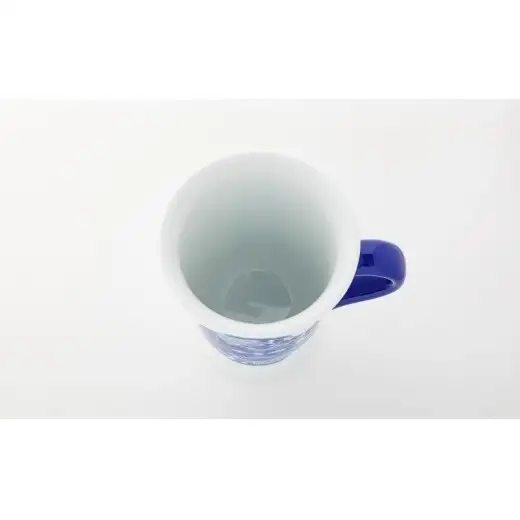 有田焼 ブルーチャイナ チョコレートカップ（鯛絵）【深川製磁】食器 器 うつわ 和食器 マグ 伝統工芸 染付 青 ブルー 小紋柄 クラシカル 上品 aa060