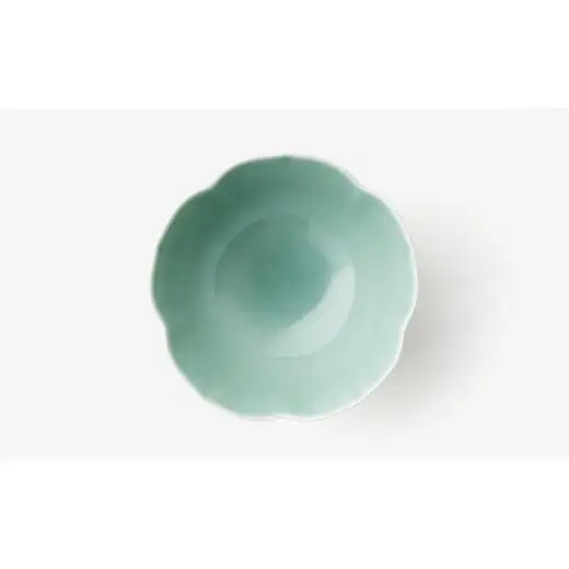 有田焼 笹青磁 ペア桔梗型中付【深川製磁】食器 器 うつわ 小鉢 セット 和食器 伝統工芸 青磁 シンプル 上品 使いやすい aa065