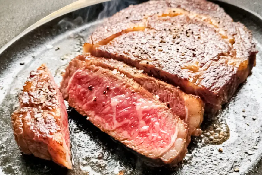 牛肉 国産交雑牛ロース ステーキ 200g 2パック 計400g