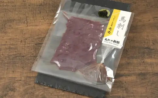 [ 定期2ヶ月毎3回 ] 鈴静の極 Black 会津ブランド馬刺し ( 冷凍 ） 600g ( モモ 100g × 2個、 ヘラ 100g × 2個、 ロース 100g × 2個 ※自家製万能しょうゆ付き ) 馬刺し 馬肉 馬 お肉 肉 ニク にく ヘルシー 高タンパク 低カロリー 赤身 刺身 おつまみ 晩酌 おかず セット 詰め合わせ