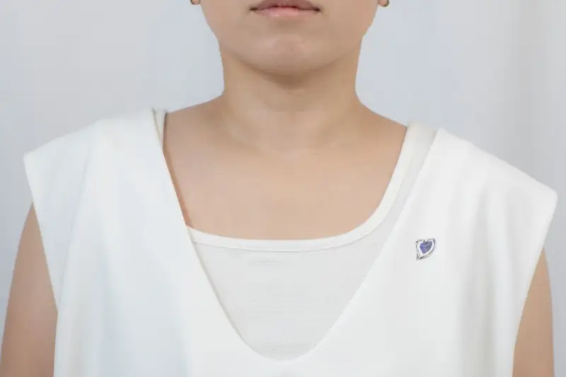 【宝石のまち甲府　ジュエリー甲子園2025】最優秀賞デザインシルバー製ピンブローチ ハートデザイン（甲府盆地）/No.132