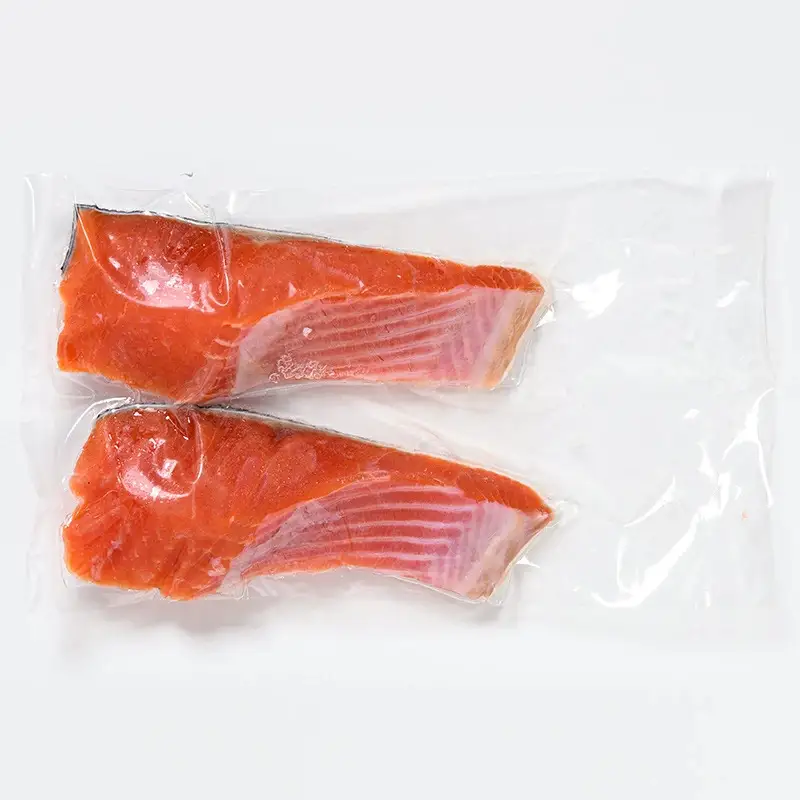 甘塩紅鮭 2切 × 3袋 計6切 紅鮭 鮭 天然紅鮭 天然 さけ サケ シャケ 魚介 魚介類 魚 魚類 切り身 甘塩 肉厚 小分け 真空パック おかず お惣菜 惣菜 おつまみ 酒の肴 冷凍