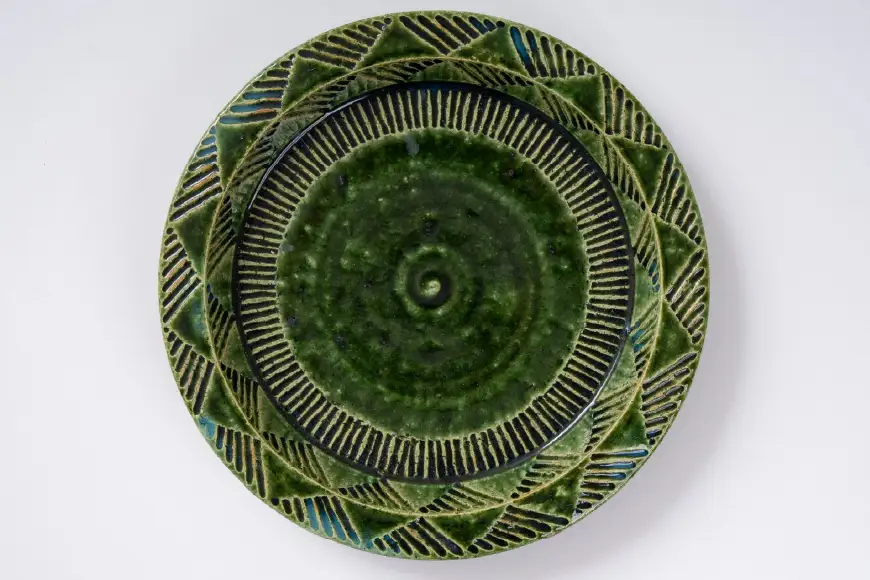 皿 陶器 パスタ皿 27cm 織部釉 凌ぎ模様