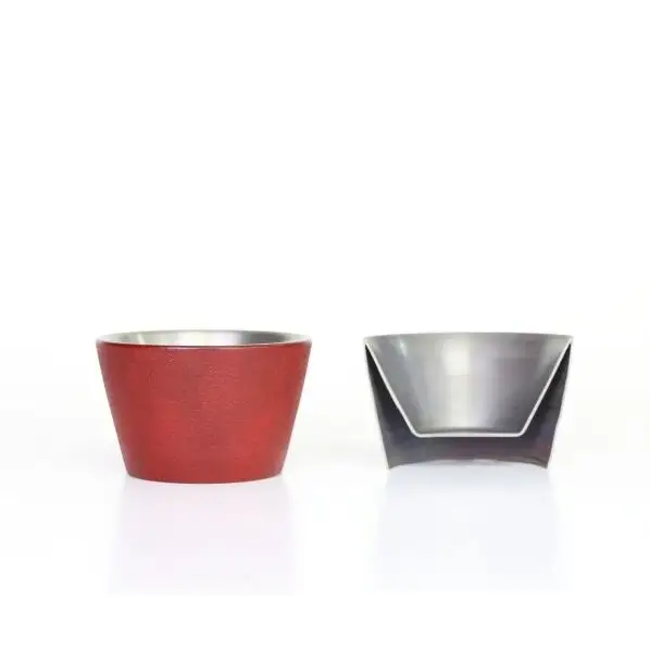 チタン製酒器 ぐいのみ  高桑製作所 一枚絞(ひとひらしぼり) 本漆・朱乾漆塗り【グッドデザイン賞受賞】【職人技・特許製法】 チタン ぐいのみ 東京都 大田区