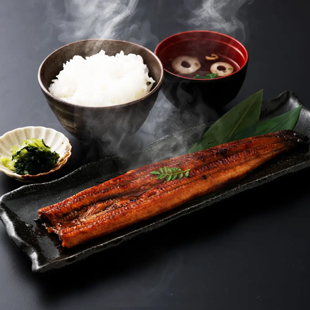福岡県産肉厚ふっくらうなぎ蒲焼 2尾入り （ 1尾 140g以上 × 2尾 ） うなぎ ウナギ 鰻 魚介 魚介類 蒲焼 蒲焼き うな重 うな丼 鰻重 惣菜 おかず おつまみ 晩酌 酒の肴 国産 冷凍