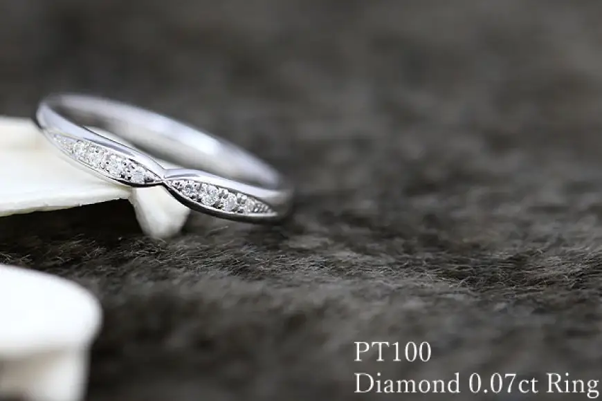 指輪 PT100 (プラチナ 10％) ダイヤモンド 0.07ct レディース リング 5～16号 0.5号刻み マリッジリング リボンラインしぼりアーム ジュエリー アクセサリー 【256-pt100】