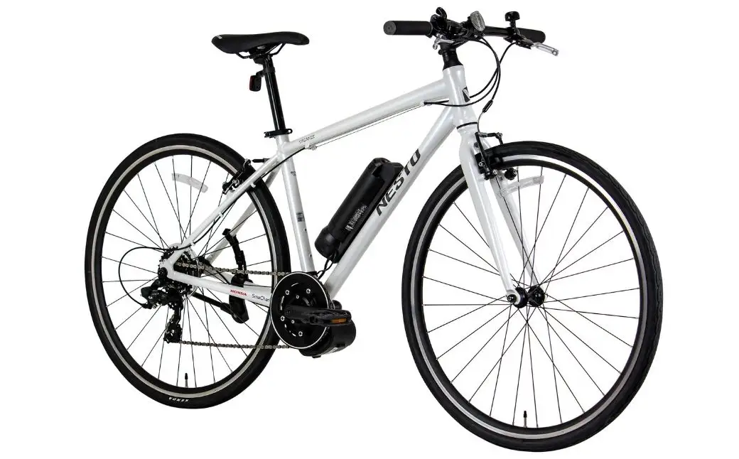 【nsホワイト】クロスバイク NESTO「VACANZE neo」 | 自転車 7段変速 440mm ホワイト 新設計フレーム FLEXOR フレクサー ベル キックスタンド 電動アシスト SmaChari スマチャリ バカンゼネオ 埼玉県 越谷市