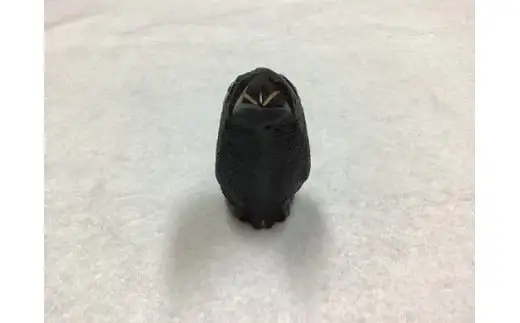 那智黒石のまち熊野【仮谷梅管堂の八咫烏（やたがらす）の置物】【kmkn0023】