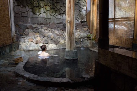 八丁の湯・山里の季節を愉しむ口福プラン ログハウスツイン 2名様一室ご利用(1泊・2食付き) 宿泊券 [0063]