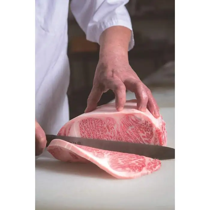 お肉の専門店「スギモト」3,000円お食事券