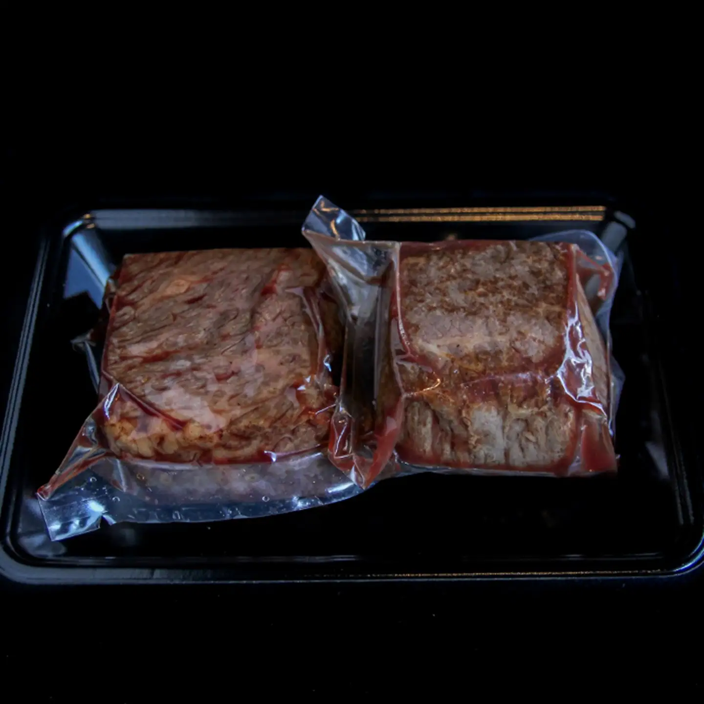 ローストビーフ 牛肉 牛 国産 人気 和牛 ／ おおいた和牛のローストビーフ600g (特製ソース付)  ＜102-502＞