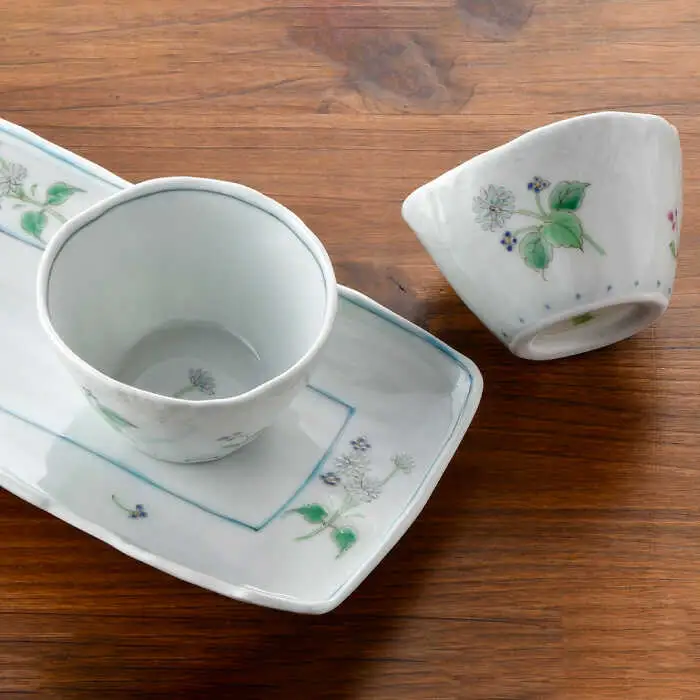 【波佐見焼】山紫陽花長角皿 プレート おしゃれな彫入りカップ 湯呑み 2個組 食器 皿 【藍水】 [GB30]  波佐見焼
