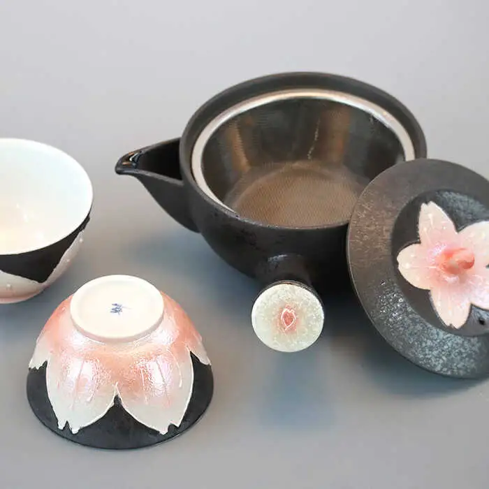 【波佐見焼】ラスター 桜 茶器セット 急須 ティーポット 湯飲み 陶器 食器 皿 【岩永製陶】 [ZD22] 波佐見焼
