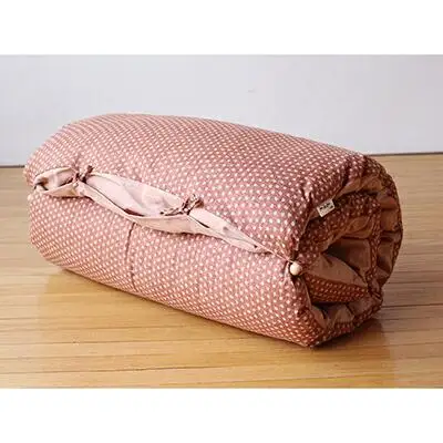 【 洛中高岡屋 】うたた寝にちょうどいい寛ぎのアイテム カバータイプごろ寝敷きふとん＜ゆったりサイズ＞（ピンク系）
