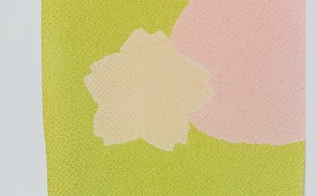 帯揚げ　染め分けの絞り柄　黄緑に薄ピンクとベージュ　帯上げ　着物に 織物 ファッション 和装 式 篠原縫製