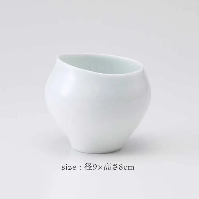 【美濃焼】蛇の目 試飲用グラス【陶芸家 山田晋一朗】【TOKI MINOYAKI返礼品】食器 酒器 おちょこ お猪口 ぐい呑み ぐい飲み お酒 日本酒 白 ホワイト シンプル [MAJ001]