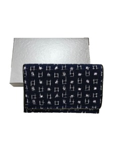 久留米絣と本革の高級名刺入れ_名刺入れ 縦7cm × 横11cm 革 本革 久留米絣 日本製 綿100％ メンズ レディース 和柄 小物 伝統工芸品 木綿 重要無形文化財 矢絣柄 小柄井桁柄 選べる 2種類 お取り寄せ 福岡県 久留米市 送料無料 〔Jk057〕