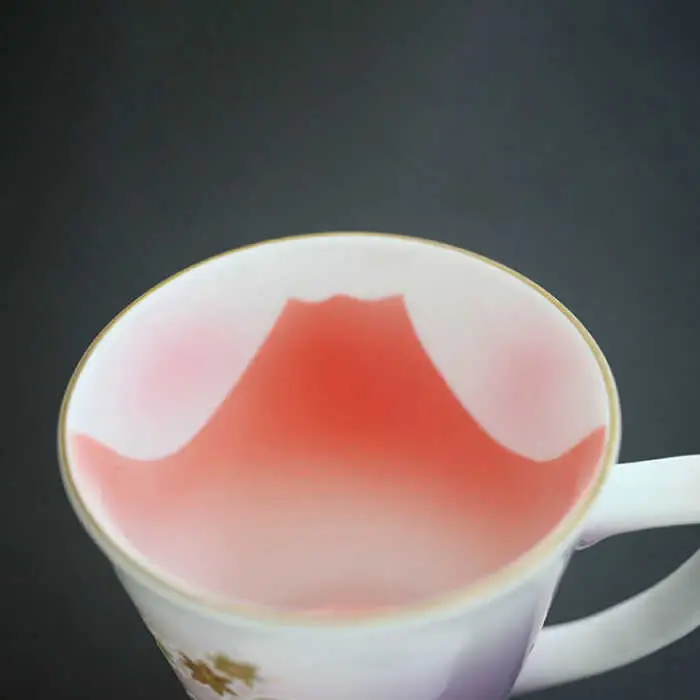 【波佐見焼】赤富士 あけぼのプレミアム マグカップ ピンク 食器 皿 【葉山窯】 [KF04] 波佐見焼 食器