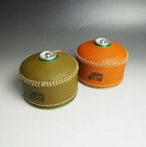 心躍るリアルレザーの質感！ 牛革OD缶カバー OLIVE（野口オートキャンプ場）【0970-1】