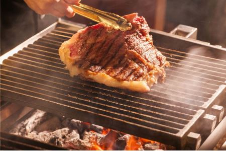 【中目黒】Ｔ 特産品近江牛ディナーコース 3名様（1年間有効） お店でふるなび美食体験 FN-Gourmet681633