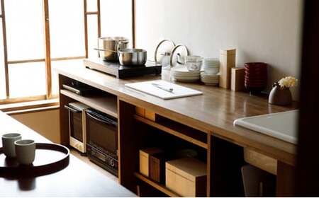 ブレットストッカー KIRIFT キリフト 総国産桐使用 天然蜜蝋仕上げ 桐のパンケース 民芸品 日本製 保存 容器 食パン 2斤 サイズ キッチン用品 キッチンアイテム 職人 手作業 ブレッド ボックス  FAD-1014