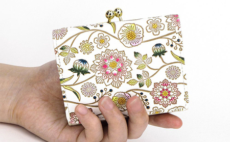 三つ折り財布 文庫屋大関 ダリア ベリーピンク 三つ折り財布【皮革工芸品】