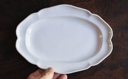 【波佐見焼】花 リムオーバル プレート （白つや釉） 2枚セット 食器 皿 【イロドリ】 [KE36] 波佐見焼