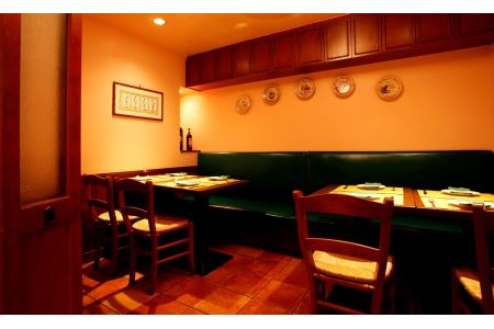 【荻窪】ラ・ヴォーリアマッタ荻窪店 特産品ランチ・ディナー共通コース 4名様（1年間有効） お店でふるなび美食体験 FN-Gourmet745691