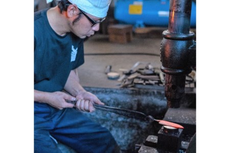 AG089 他人と違う道具で差をつける！手打鍛造豆ナイフ
