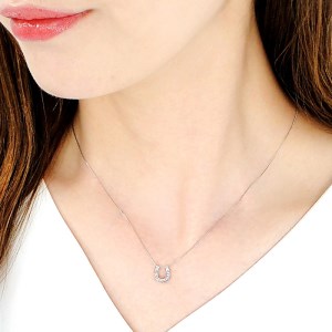 Pt ダイヤ馬蹄0.20ct　PN　325714