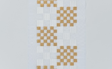 半衿　半襟　白地に白とゴールドの市松柄の刺繍　お着物に 和装 伝統技術 ファッション小物 篠原縫製