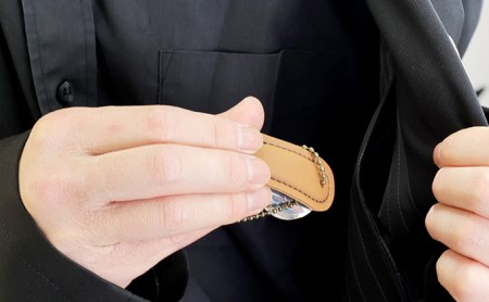 【靴ベラ】コンパクトシューホーン エシカルレザー 折り畳み靴ベラ 上品 小物 ビジネスマン 滑らかなカーブ 高級感 持ち運び 革靴 ビジネスシューズ  ブラウン