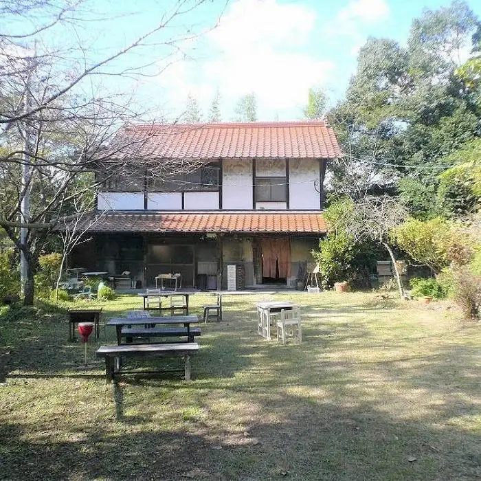 【手作り雑貨屋 木心工房】木のりんごのオブジェ（赤）