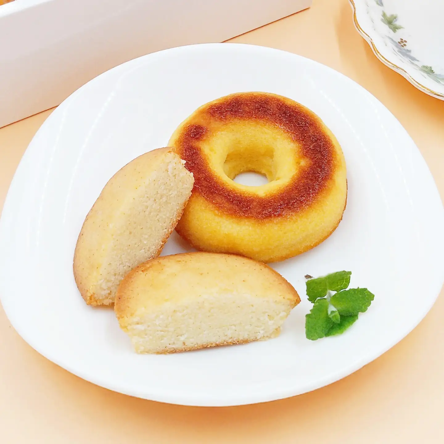 米粉を使ったフィナンシェ＆焼きドーナツ BUAX001 フィナンシェ