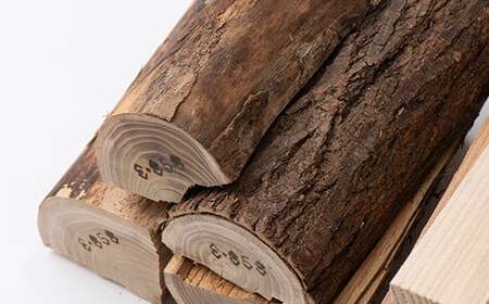 《火のごちそう FIREWOOD MIX》 薪 小サイズ 約5kg 『(有)遠藤製函』 たき火 ひとりキャンプ 山形県 南陽市 [1784]