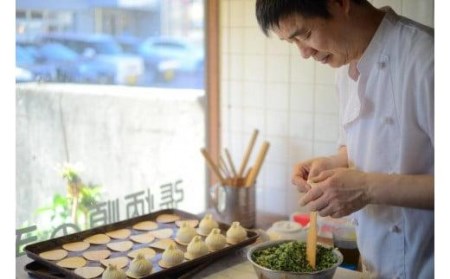 【ミシュランガイド掲載】点心専門店の手づくり焼き餃子 60個/2.1kg(タレ・作り方付き) | 水餃子 餃子 ギョーザ 餃子 ギョーザ 点心 本格中華 冷凍餃子 餃子 ギョーザ 点心 中華 点心 中華料理 おすすめ人気 冷凍餃子 ぎょうざ ギョウザ 餃子 愛媛県 松山市【YE0062】