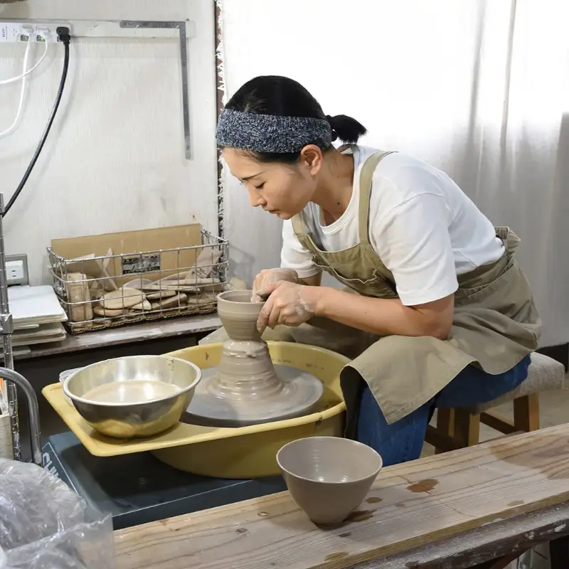 いっちん文様 陶器製 そば猪口 亜麻色と錆浅葱色の仲良しペアセット 食器 陶器 器 小鉢 おちょこ 手づくり 焼き物 おしゃれ 広島県 呉市 ku016-008-r