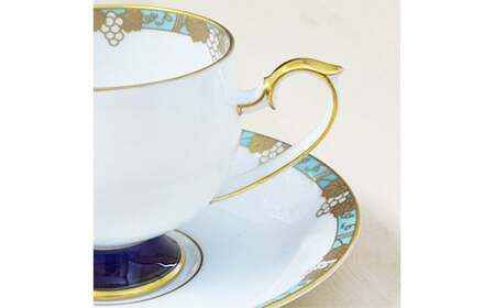 有田焼 香蘭社 渕葡萄地紋 ポット付ペア碗皿 ab014
