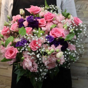 季節の花束 Mサイズ 6回 定期便 6ヶ月 ブーケ 花 生花 フラワー ギフト プレゼント 贈り物 お祝い 記念日 誕生日 母の日 敬老の日 インテリア 雑貨 飾り おしゃれ 華やか かわいい 季節の花 アレンジメント 癒し 空間 玄関 岩手県 盛岡市 東北 岩手 盛岡 有限会社田村フローリスト