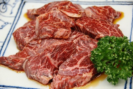 （冷凍） 自家製タレに漬け込んだ 柔らかくジューシーな牛ハラミ 300ｇ ／ ハラミ 牛肉 流水解凍 タレ漬け たれ 焼くだけ 味付き 歩商事 焼肉 バーベキュー 定番 奈良県 田原本町