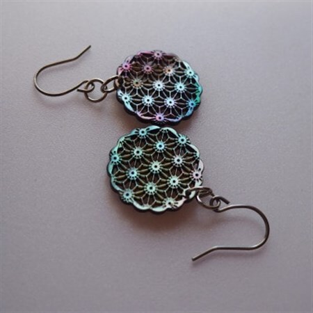 黒蝶貝のレース彫刻「麻」ピアス_装飾品・工芸品 ピアス・イヤリング アクセサリー _【1237887】