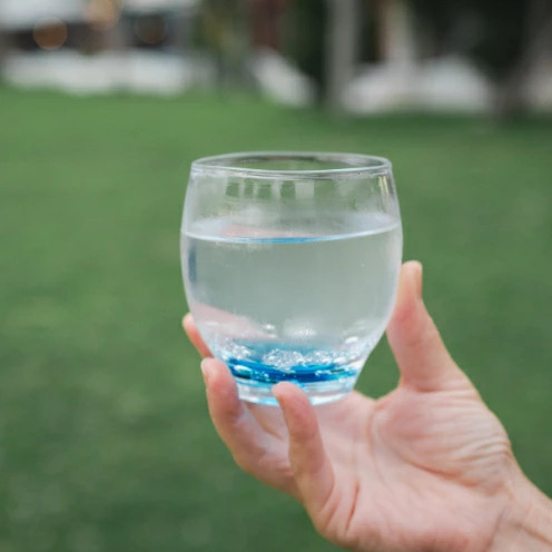 【RYUKYU GLASS WORKS 海風】オキナワオーシャン　バドロック 〇 読谷村 コップ 夏 琉球ガラス 色違い有 沖縄 ガラス工房 彩り ブルー 清涼感 地場産品 手作り 人気商品 色違い有 プレゼントに ギフトに お祝いに オススメ 伝統工芸品