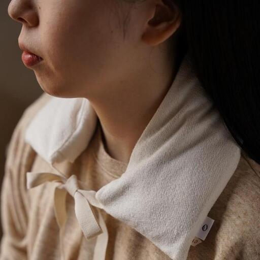 《首肩用》ao×accos 魚沼産コシヒカリで作った米ぬか・玄米カイロ　白 シルクコットンミニ裏毛｜カイロ