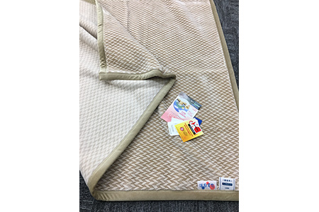 C.R.P加工毛布　ソフトマイヤー毛布　ダブルサイズ　ベージュ　1枚　11701柄 [0629]