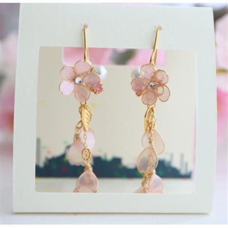 さくら舞うピアス_装飾品・工芸品 ピアス・イヤリング アクセサリー _