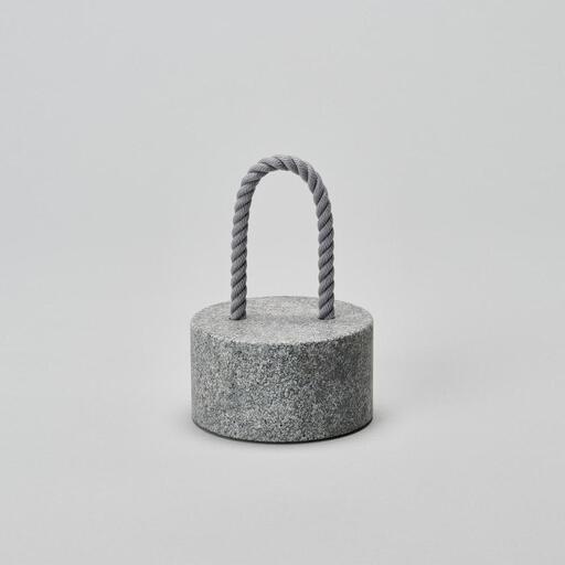 FUJ #1 Grey｜庵治石ドアストッパー