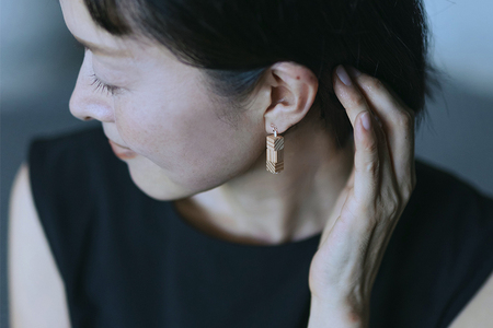 [KALCANO]小国杉ジュエリー mii-みい イヤリング ジュエリー jewelry アクセサリー レディース 熊本 阿蘇小国杉 工芸品 木製 キューブ 三粒タイプ 木糸 ギフト プレゼント Ogunist