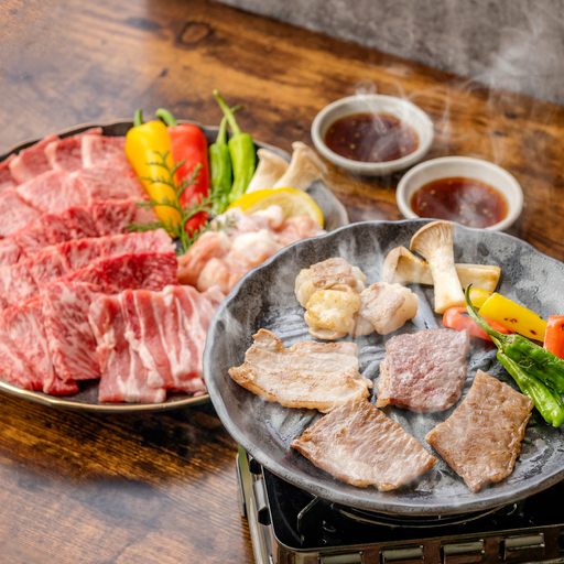 [しまね和牛]焼肉用満腹セット(5種類合計1.3kg)[ 肩ロース カルビ モモ ホルモン 豚バラ しまね和牛 牛肉 和牛 かたろーす かるび もも ホルモン ぶたばら 贅沢 お祝い 贈り物 プレゼント ギフト]