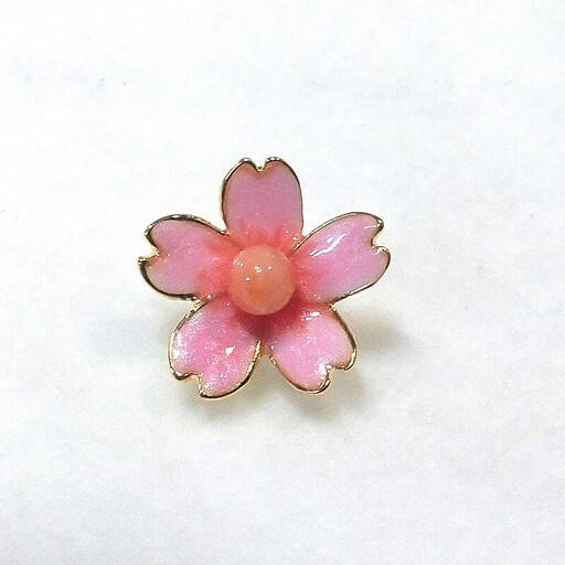 2118 珊瑚ピンブローチ・さくら(深海珊瑚) 贈り物 かわいい アクセサリー カジュアル オシャレ 桜 花びら